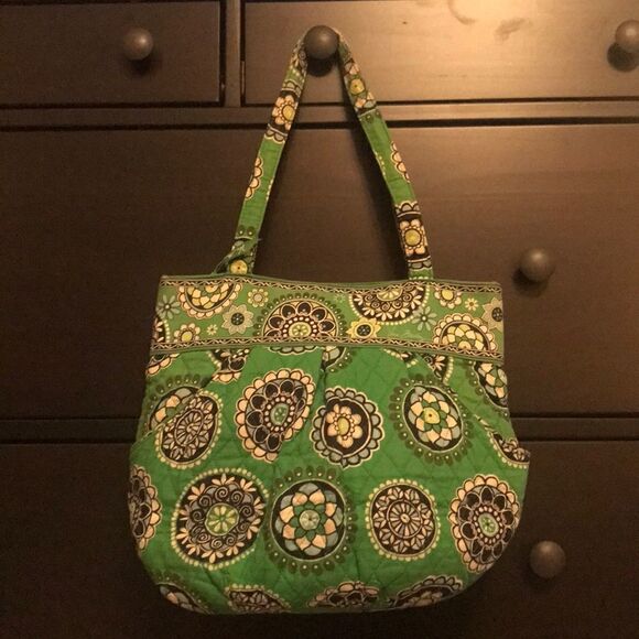 Vera Bradley Green Handbag w Side Pockets - Picture 1 of 8